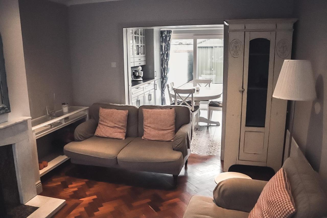 Phoenix House Dublin Bagian luar foto